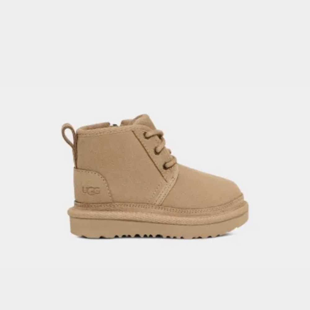New without Tags, unworn, Uggs Neumel II boots, size 10 (toddler)